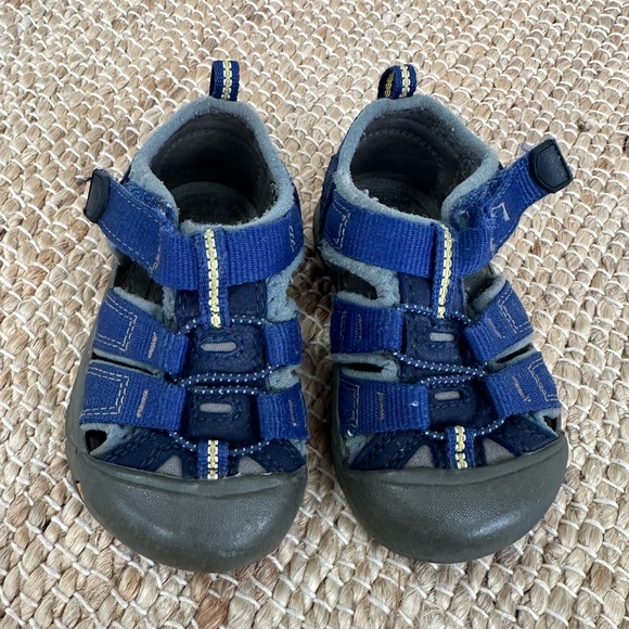 Keen Shoes Keens Newport H2 Shoes Toddler Size 7 Blue And Dark Gray